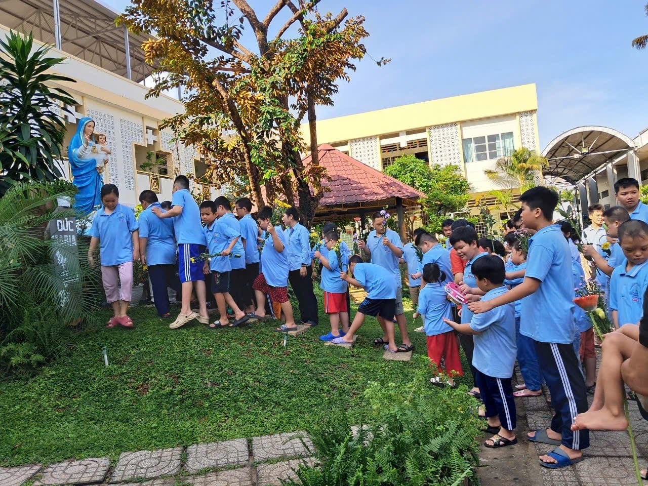 Một buổi sinh hoạt ngoài trời