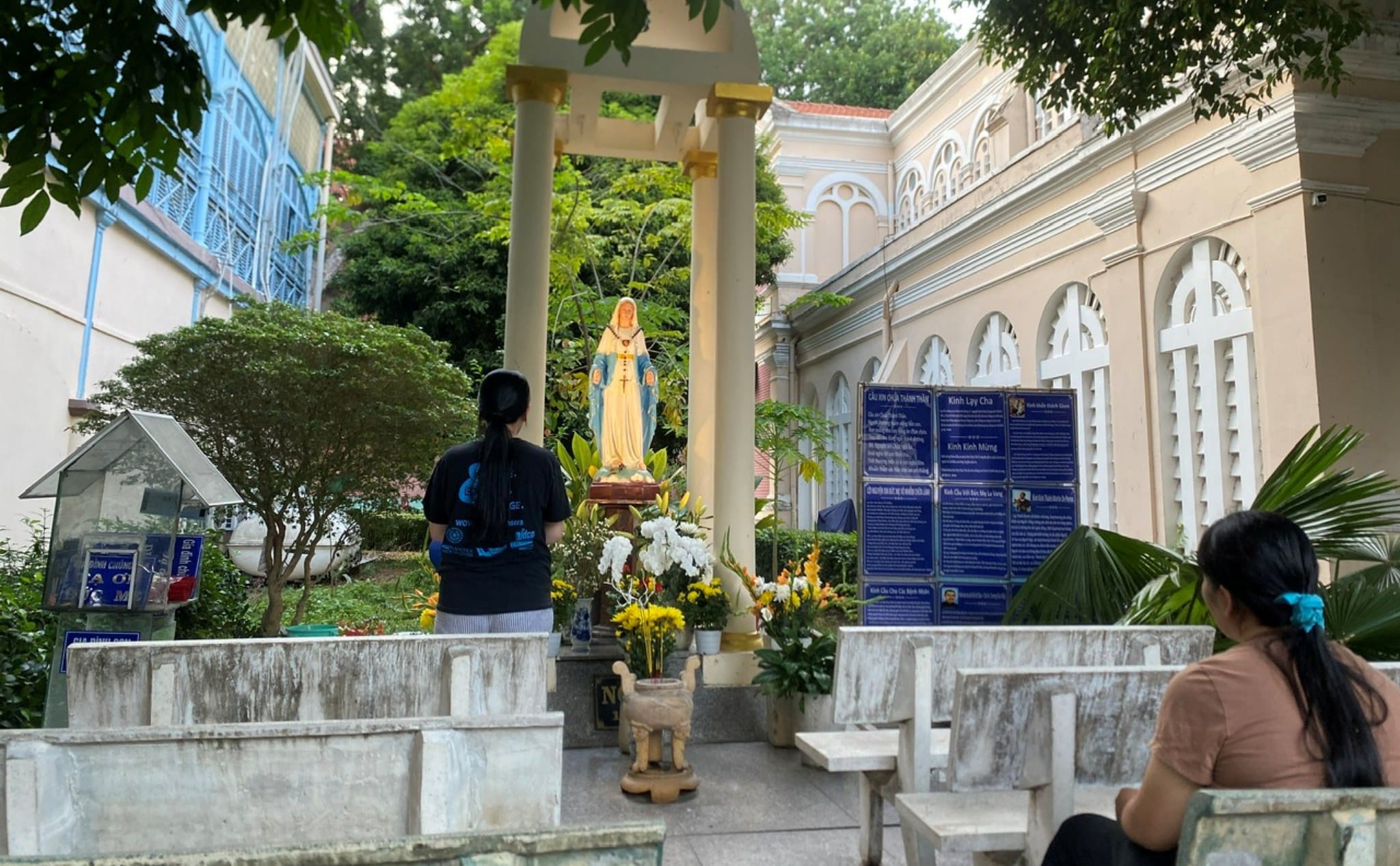 Chốn linh thiêng trong khuôn viên bệnh viện Nhi Đồng